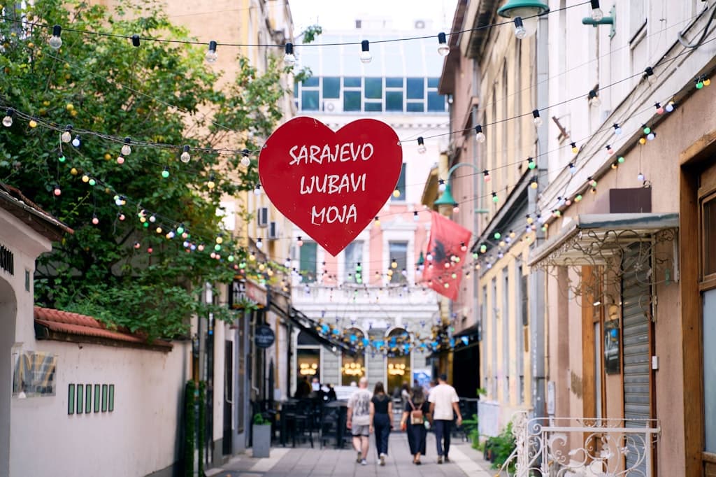 Sarajevos Wiederaufbau als Hoffnungszeichen für die Ukraine