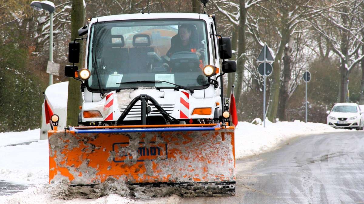 Wintereinbruch legt Südniedersachsen lahm: Streiks verschärfen die Lage